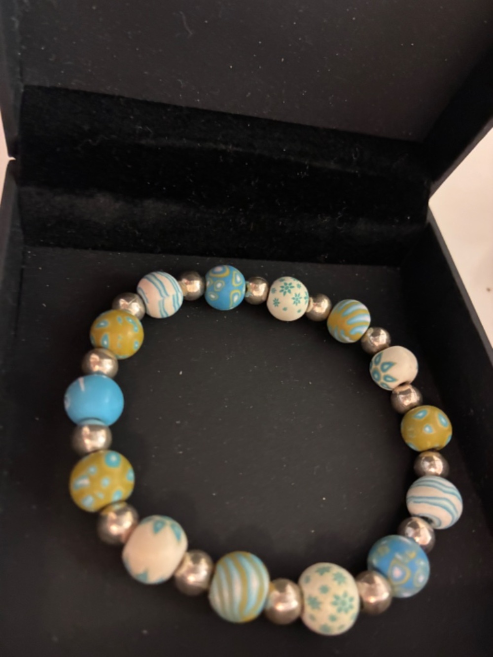 COMPLETE COLORFUL BEADED STRETCH BRACELET